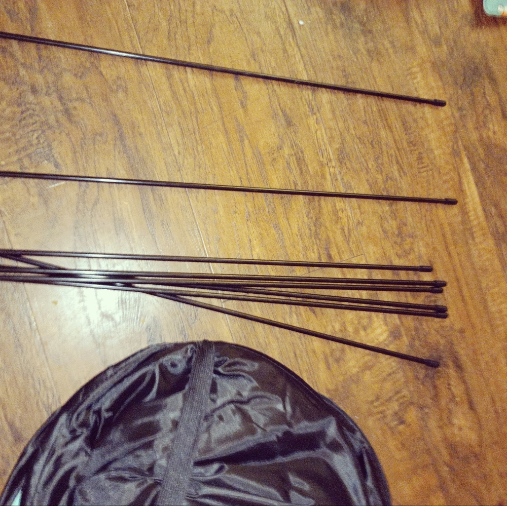 Small pet tent/play pen